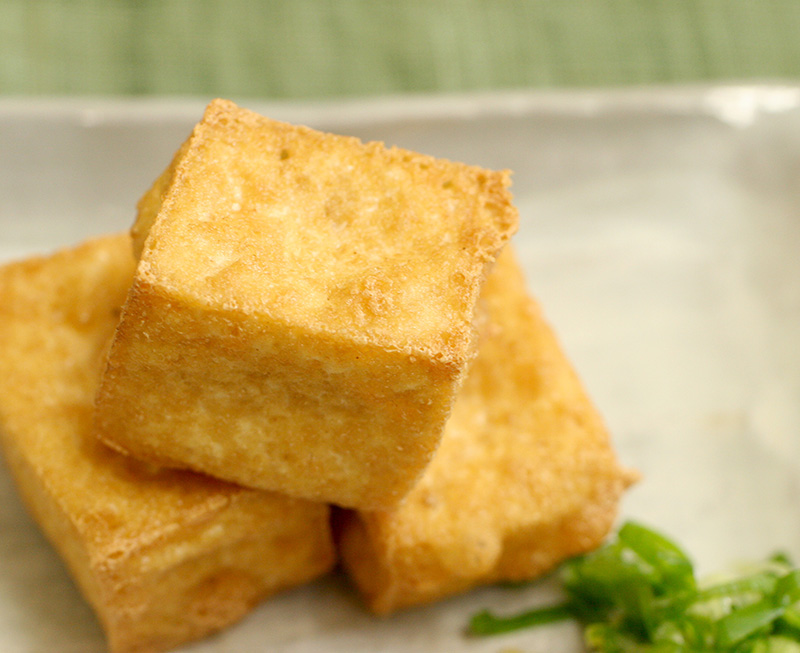 油　主張しすぎない引き立て役